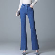 批发2026秋季新款微喇牛仔裤女高腰宽松显瘦弹力<b class='q'>中年</b>妈妈大码喇叭长裤
