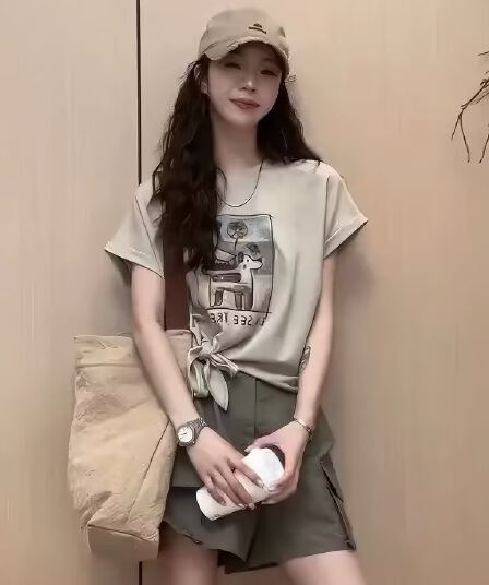 한 부서 프린트 레이스업 반팔 맨위 워크웨어 반바지 두 조각 여성 세트 2026 여름 새로운 패션 슬림해 보이는 세트