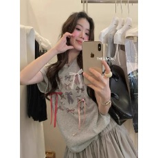 批发韩系彩色立体蝴蝶结印花短袖T恤女薄款圆领宽松上衣2025夏季新款