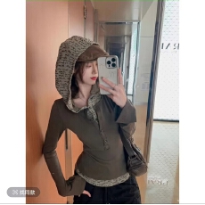 批发复古假两件撞色拼接连帽长袖T恤女秋<b class='q'>修身</b>显瘦洋气时尚设计感秋季
