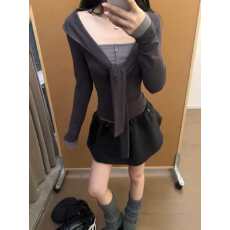 批发撞色假两件扭结系带灰色长袖打底衫女秋<b class='q'>冬</b>高级感修身纯欲内搭上衣