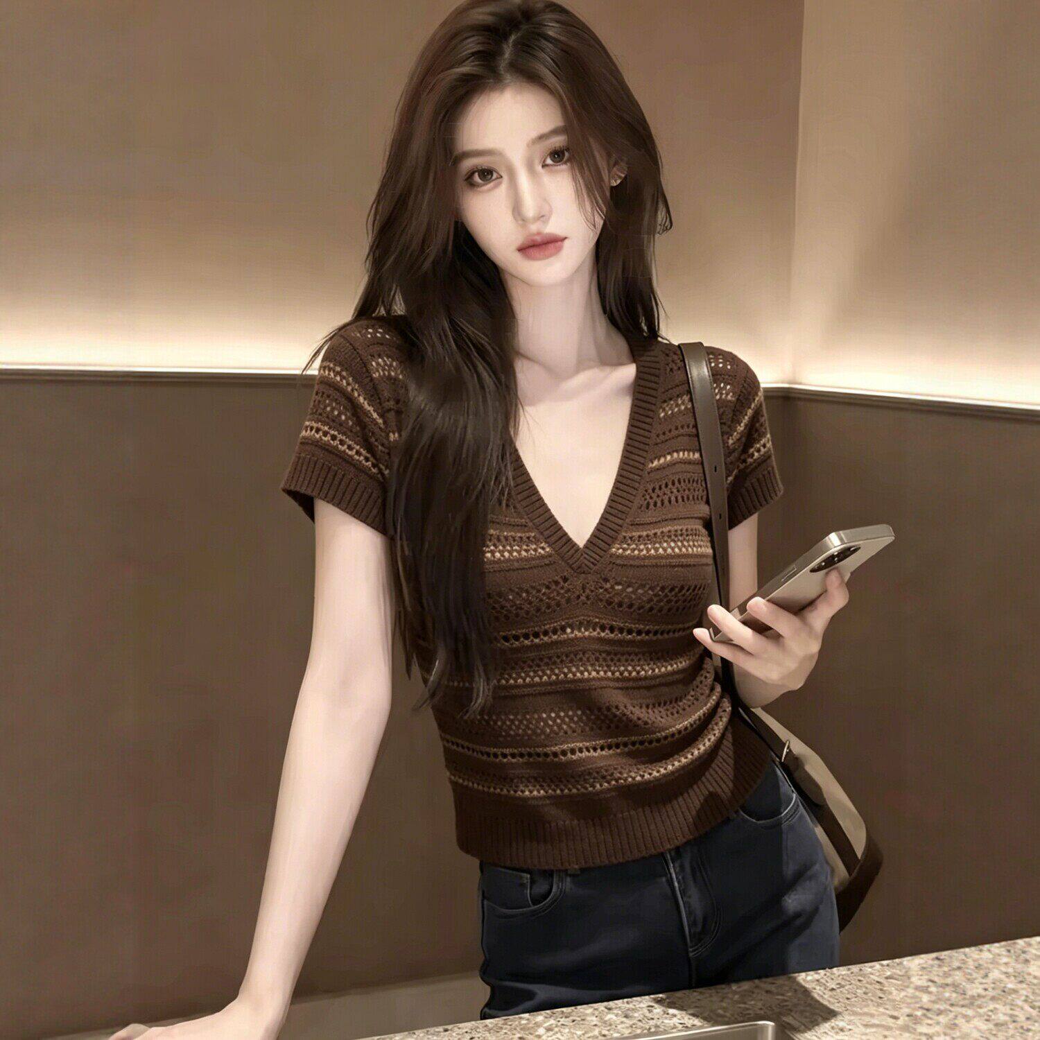 레트로 스타일 배색 스트라이프 깊은 V 넥 니트 스웨터 여성 여름 2026 새로운 다용도 몸매 가꾸기 슬림해 보이는 반팔 맨위