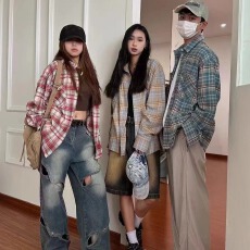 批发<b class='q'>韩版</b>春秋经典格子衬衫休闲原宿风复古长袖显瘦时尚宽松衬衣外套女