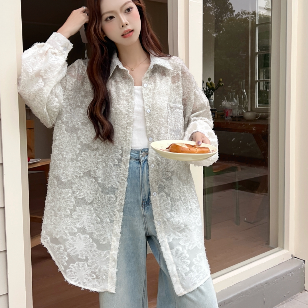 한국 스타일 봄 자카드 홀로우 아웃 셔츠 배색 캐주얼 루즈핏 꽃무늬 맨위 디자인 센스 셔츠 자외선 차단 의류 여성 코트
