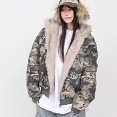 批发冬季美式迷彩座山雕男女<b class='q'>情侣</b><b class='q'>连帽</b>毛领棉衣夹克加厚棉服外套