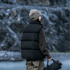 批发格纹拼接棉<b class='q'>马甲</b>女2026新款冬撞色设计感上衣叠穿保暖背心