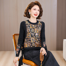 批发实拍复古民族风立体提花织锦马甲女<b class='q'>百搭</b>无袖背心马夹时尚2026新款