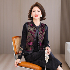 批发实拍新中式国风马甲女2026新款国风复古重工刺绣百搭马甲外套女