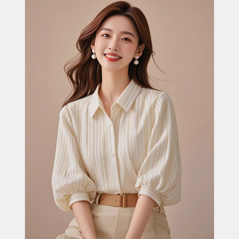 새로운 맨위 여성 고급 센스 빛 럭셔리 연령 감소 외국 가스 프랑스식 슈퍼 잘 생긴 살구 색상 스트라이프 벌룬 소매 셔츠