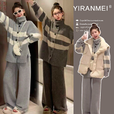 批发新品现现~2025冬季新款韩版时尚条纹加厚<b class='q'>上衣</b>+可调节裤子套装