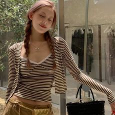 批发8uioio歌弗加<b class='q'>纳</b> 条纹吊带背心两件套女2025q秋季新款短款开衫套装