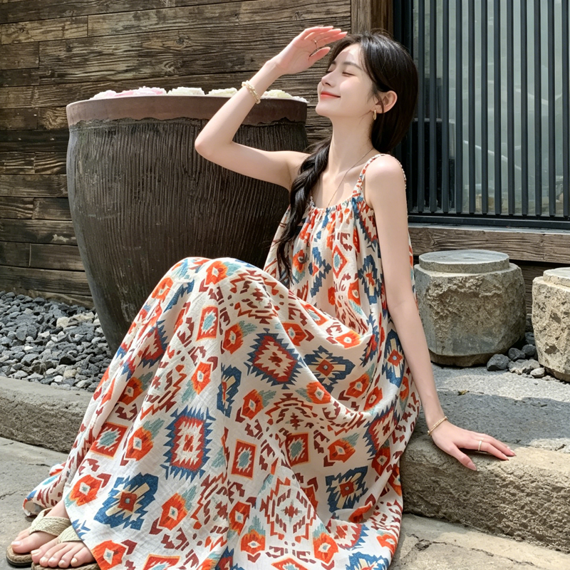 보헤미안 민족 스타일 프린트 슬립 여성 드레스 여름 휴가 바람 롱 스커트 루즈핏 슬림해 보이는 멜빵 바지