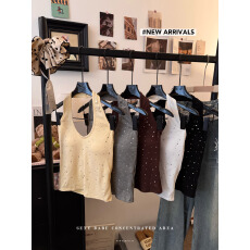 批发实拍秋季辣妹简约纯色闪钻挂脖吊带背心带胸垫内搭打底上衣