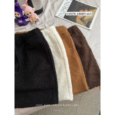 批发实拍加厚羊羔绒<b class='q'>半身裙</b>女冬季高腰a<b class='q'>字</b>直筒包臀毛呢新款短<b class='q'>裙</b>子