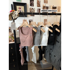 批发实拍实价冬季韩版纯色露腰设计带胸垫无袖背心修身<b class='q'>显瘦</b>打底