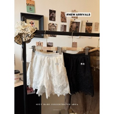 批发实拍实价甜美小心机蕾丝短裤双层打底裤安全裤外穿休闲裤<b class='q'>夏</b>季新款