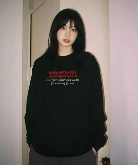 경관 그림 21 순면 210 그램 가을 의상 긴팔 티셔츠 여성 루즈핏 맨위 프린트