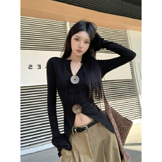 批发实拍 秋季新款修身收腰显瘦开叉短款上衣纯欲黑色V领<b class='q'>欧美</b><b class='q'>T</b><b class='q'>恤</b><b class='q'>女</b>