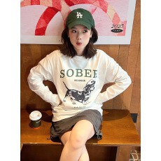 批发21支纯棉-210克 秋装<b class='q'>长袖</b><b class='q'>T</b><b class='q'>恤</b>女宽松上衣印花