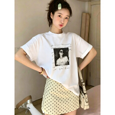 批发韩系纯棉<b class='q'>打底衫</b>夏季新款慵懒宽松人物印花圆领短袖大码女装T恤