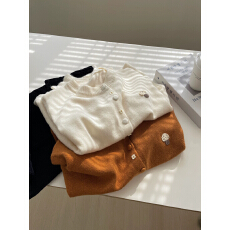 批发早春韩系百搭软糯<b class='q'>兔毛</b><b class='q'>毛衣</b>外套