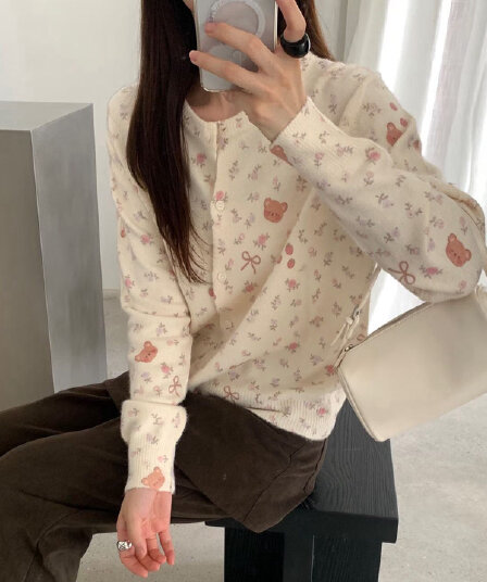 한 부서 작은 곰 꽃무늬 라운드 넥 루즈핏 긴팔 니트 오픈 가디건 여성 레저 슬림해 보이는 연령 감소 부드러운 찹쌀 스웨터 코트