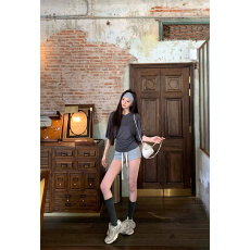 批发<b class='q'>实拍</b>实价  韩系时尚休闲圆领短袖T恤上衣百搭<b class='q'>运动</b>短裤套装