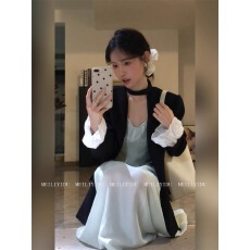 批发温柔风法式V领<b class='q'>吊带</b><b class='q'>连衣裙</b>女气质高级感西装外套秋