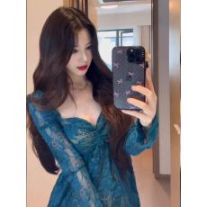 批发法式复古气质蕾丝性感<b class='q'>长袖</b>上衣女装2025秋冬新款轻熟名媛漂亮小衫