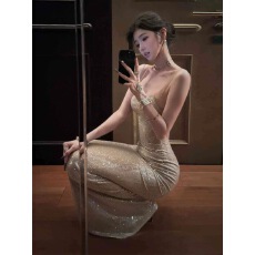 批发金色礼服高级名媛重工生日party小礼裙露背吊带<b class='q'>连衣裙</b>性感包臀裙