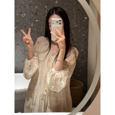 批发法式温柔风气质度假碎花连衣裙2026夏季新款<b class='q'>高级</b>漂亮出片长裙女装