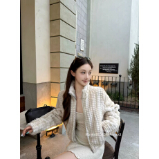 批发板栗可可Bankelili'老钱富家<b class='q'>女</b>'环葆编织貂压花落肩毛毛外套<b class='q'>女</b>