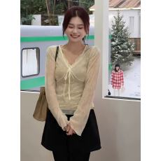 批发法式高级感蕾丝钩花V领打底衫女秋冬内搭内搭<b class='q'>长袖</b>上衣设计感小众