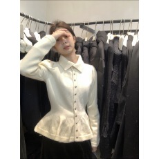 批发2026气质收腰软糯温柔风翻领开衫女<b class='q'>荷叶边</b>收腰小香风<b class='q'>毛衣</b>潮外套