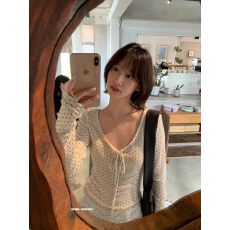 批发<b class='q'>韩版</b>休闲温柔甜美风辣妹风波点系带长袖T恤修身显薄薄款网纱上衣