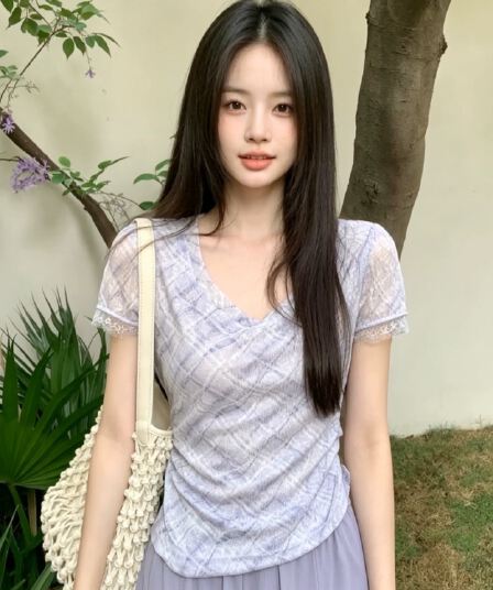 2026 년 여름 새로운 루즈핏 맨위 디자인 센스 작은 대중 고급 센스 레이스 자수 반팔 티셔츠 여성