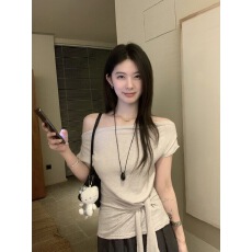 批发2026春季新款韩系套头不规则荡领<b class='q'>针织衫</b><b class='q'>女</b>小飞袖收腰系带显瘦上衣