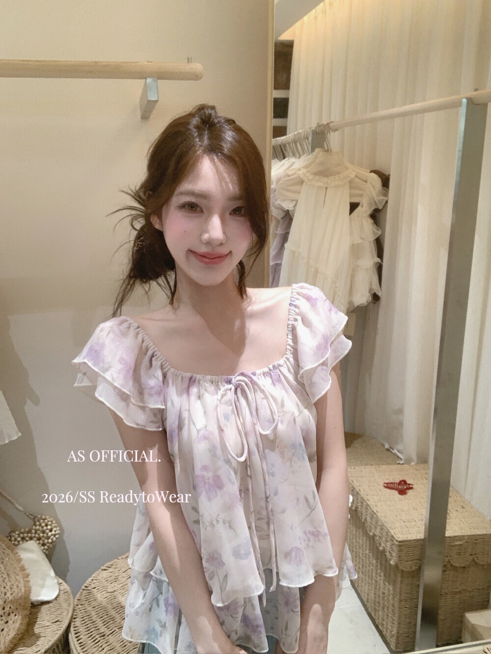 2026 여름 새로운 프릴 작은 날다 소매 광장 칼라 쉬폰 톱 사소한 아름다운 꽃무늬 셔츠 여자