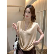 批发夏款显瘦套头宽松<b class='q'>短袖</b>上衣V领交叉纽扣设计休闲针织小衫女装