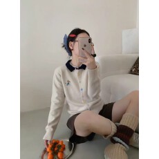 批发韩系早秋新款翻领长袖小狗刺绣<b class='q'>针织</b>羊毛<b class='q'>开衫</b>女宽松百搭欧洲站2025