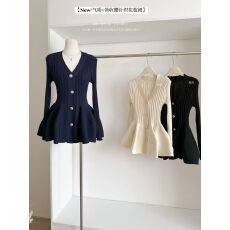 批发韩系法式轻熟气质V领长袖针织花包短裙