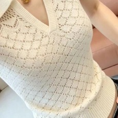 批发已出货 韩国chic设计感上衣简约女夏季新款气质显瘦短袖<b class='q'>针织衫</b>