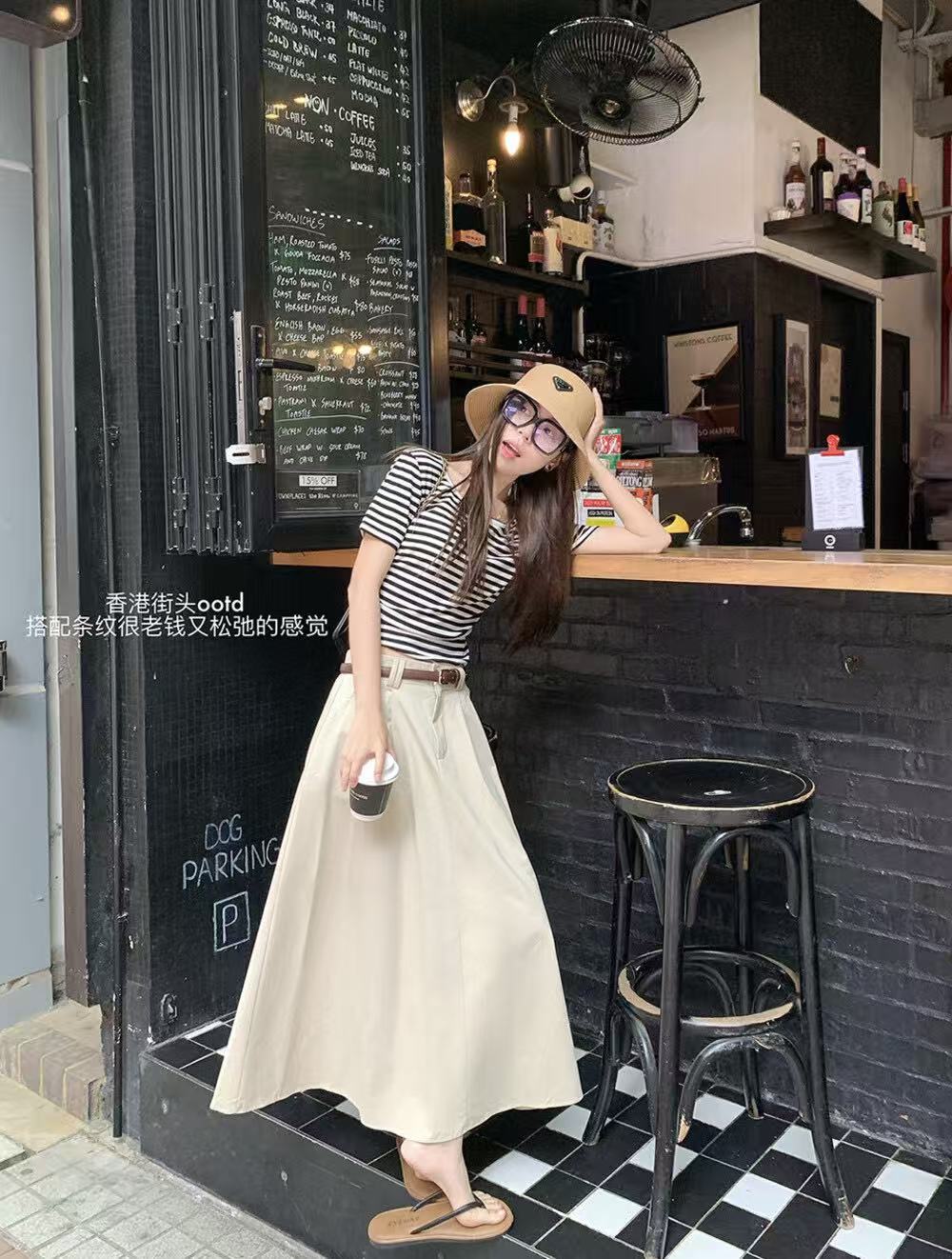 검정색 광장 칼라 스트라이프 백리스 긍정적 인 어깨 반팔 티셔츠 단색 하이웨이스트 한 마디 반신 치마 세트 전체 가게 재고 있음