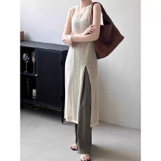 批发法式镂空冰丝针织罩衫连衣裙女夏季外搭小个子无袖开叉背心长裙子