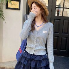 批发韩系新款早春女拼接性感蕾丝收腰<b class='q'>针织衫</b><b class='q'>短款</b>百搭长袖开衫打底上衣