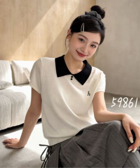 2026 여름 새로운 폴로 칼라 반팔 패치워크 색상 자수 알파벳 얼음 마 니트 스웨터 여성 슬림해 보이는 다용도 기본 셔츠 맨위