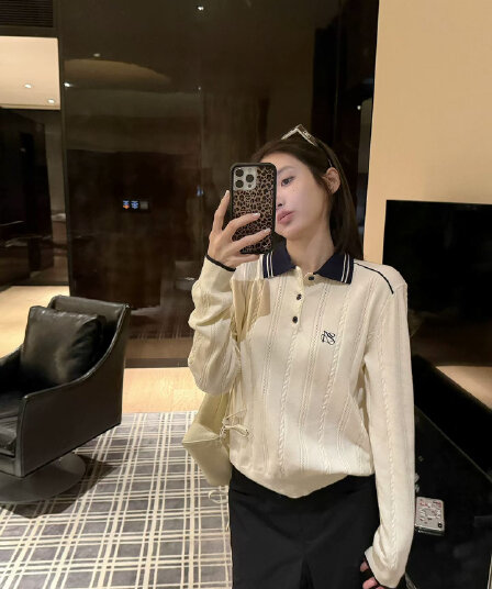 배색 POLO 칼라 트위스트 꽃 긴팔 니트 스웨터 여성 이른 가을 한 부서 루즈핏 슬림해 보이는 캐주얼 다용도 맨위