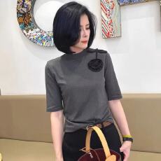 批发2025早秋款圆领设计感时尚百搭新款中袖显瘦减龄上衣款女欧若风潮