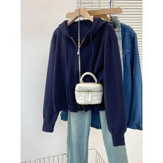 批发实拍<b class='q'>大码</b><b class='q'>女</b>装2025秋冬新款针织衫时尚百搭纯色带帽毛衣开衫<b class='q'>外套</b><b class='q'>女</b>