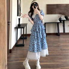 批发实拍现货法式小众碎花雪纺连衣裙女夏季蕾丝拼接假两件蛋糕仙女长